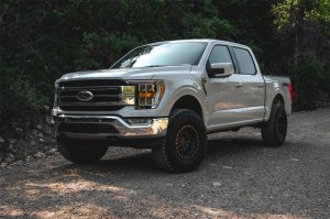 Ford F-150 Suspension Lift Kit - Front - Tuff Country - 3in Front Lift Kit with Nitrogen Gas Charged SX8000 Shocks - `21-`23